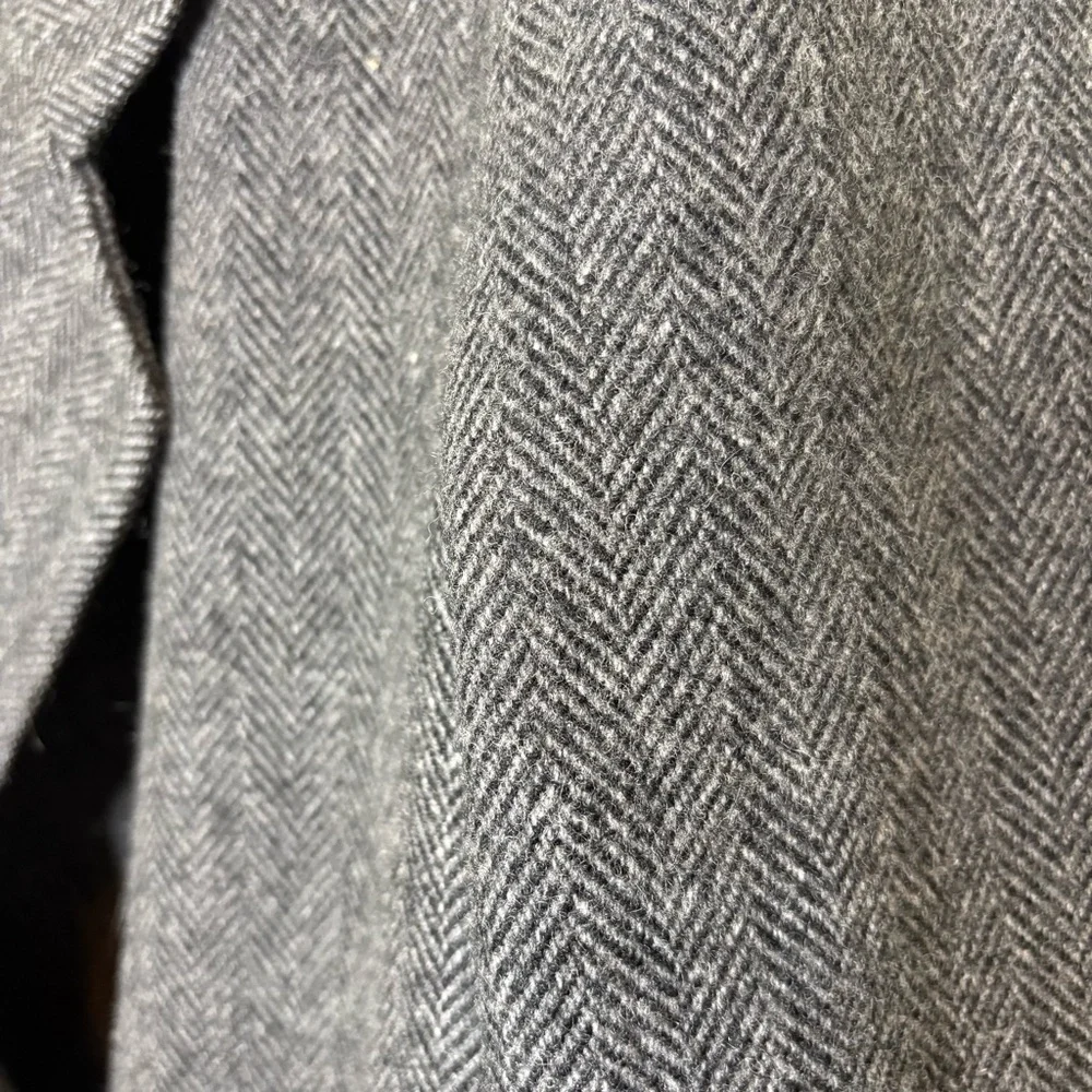 Vintage Alorna Men's Wool-Blend Herringbone Overcoat in Gray